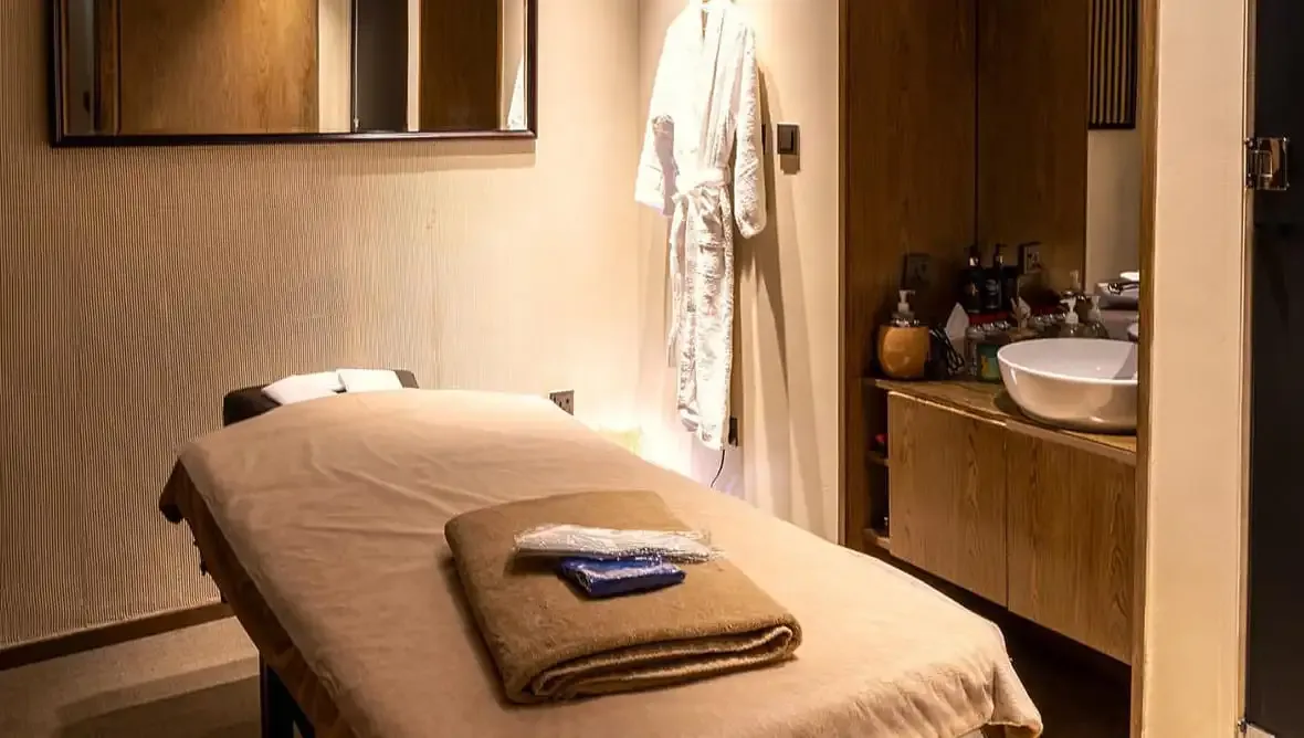Relaxation massage room at RuSpa Dubai
